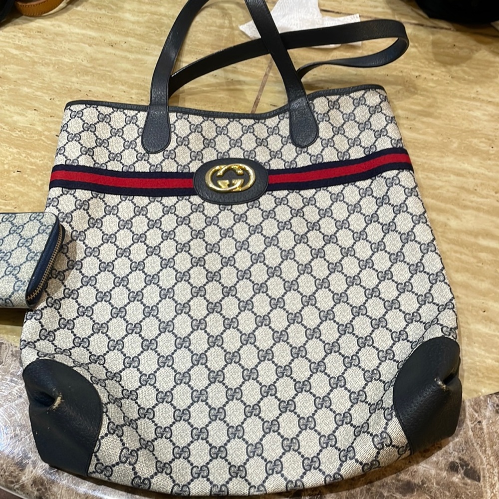 Original Gucci Shopping Bag Excellent Condition + Wallet